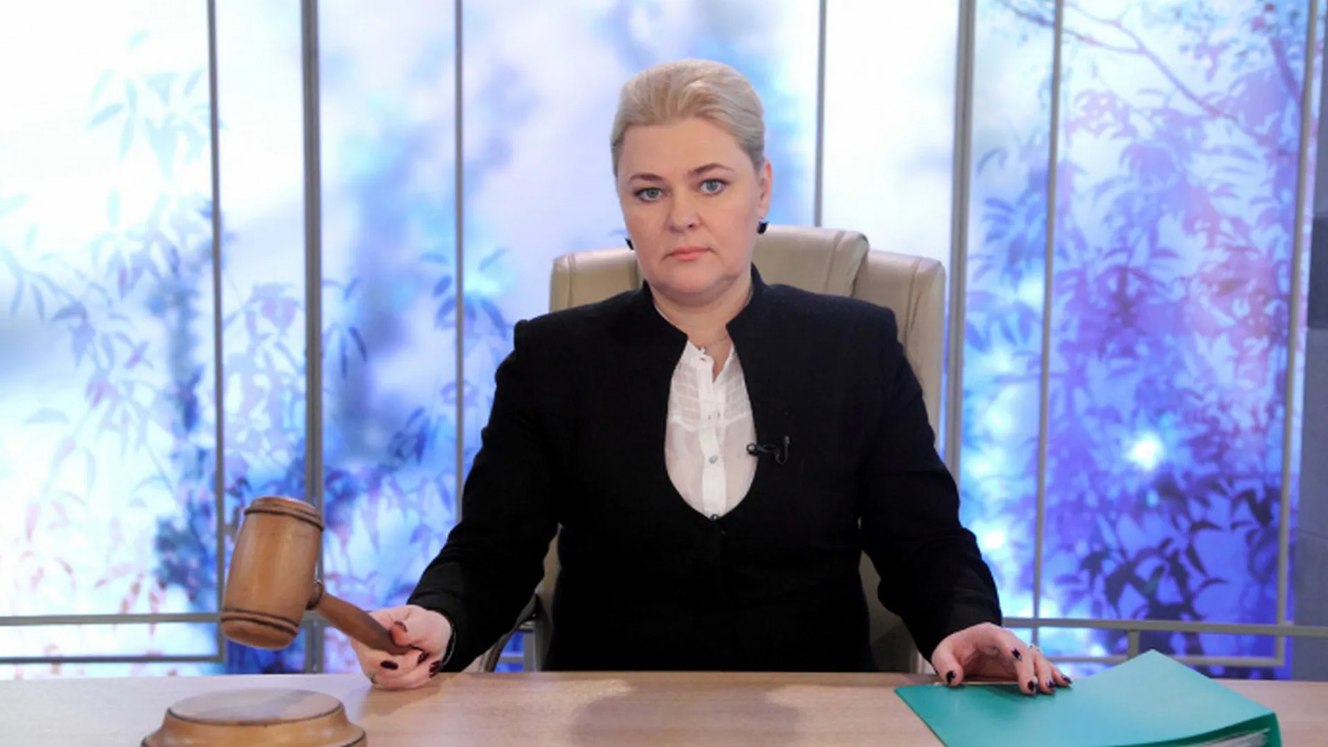По делам несовершеннолетних