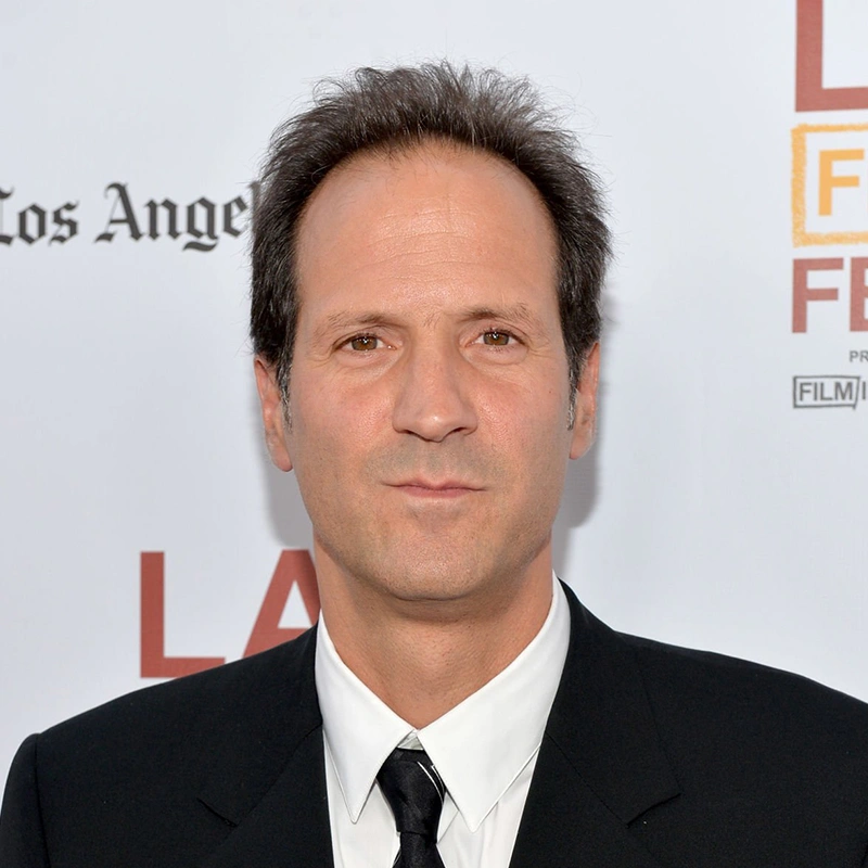 Роберт Берначчи