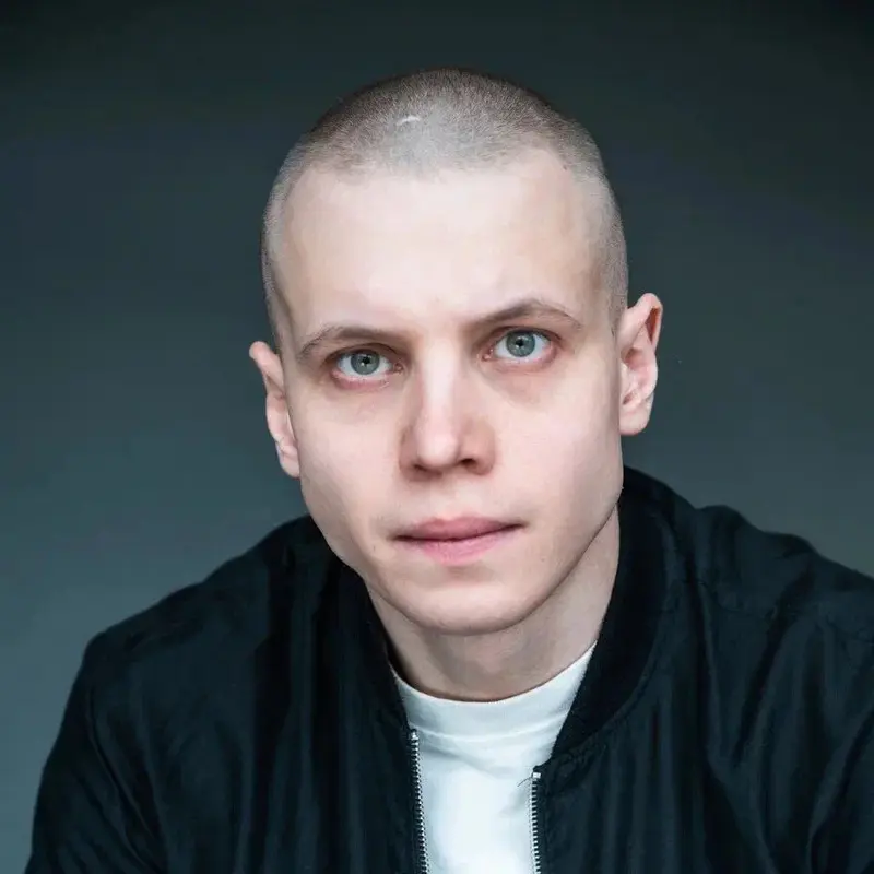 Антон Артемьев