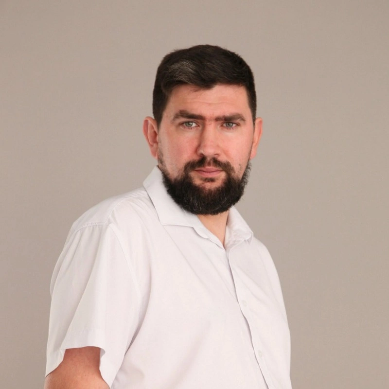 Дмитрий Петряев