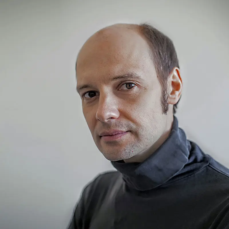Денис Яковлев