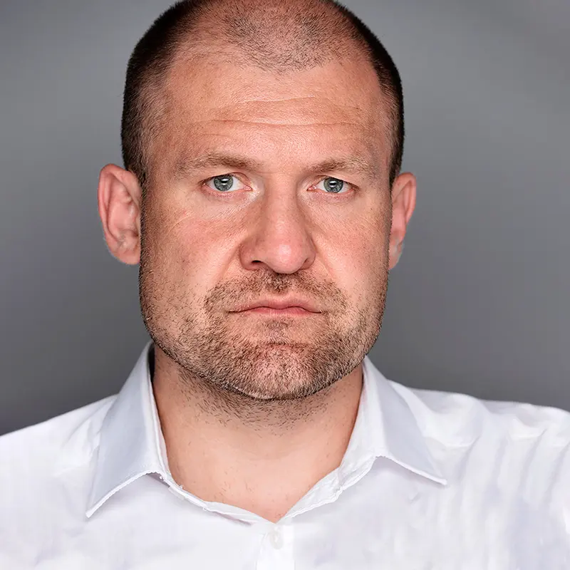 Александр Кухаренко