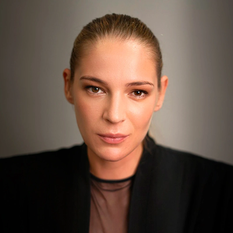 Александра Большакова