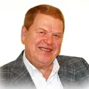 Михаил Кокшенов