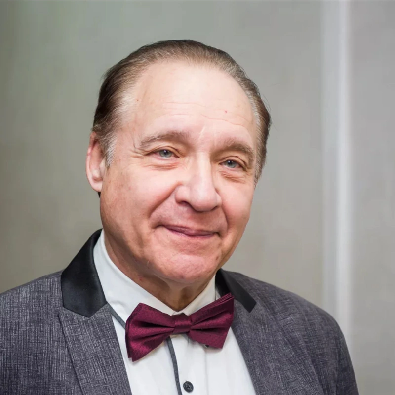 Максим Дунаевский