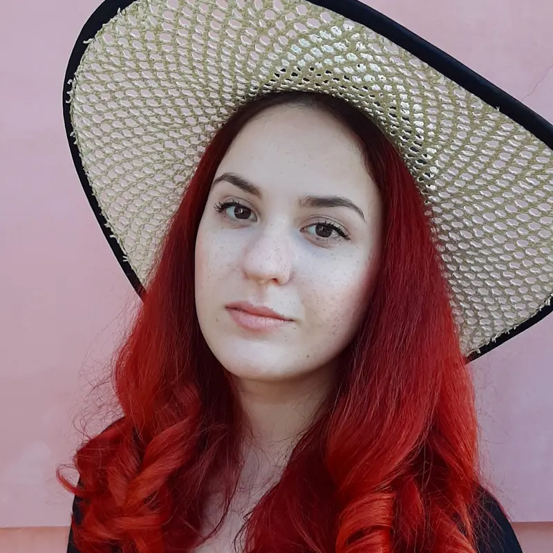 Марина Мошкова