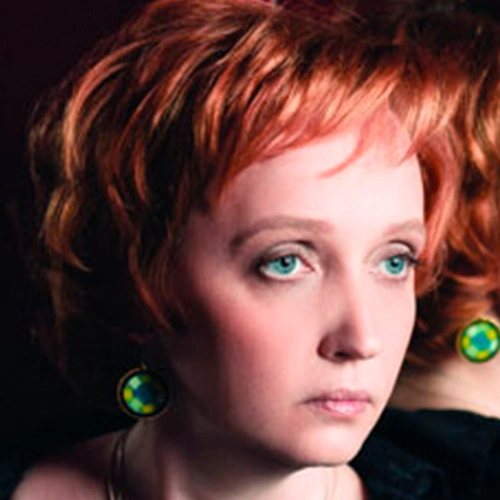 Елена Исаева