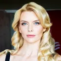 Анна Чурина
