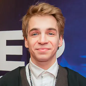 Даниил Вахрушев