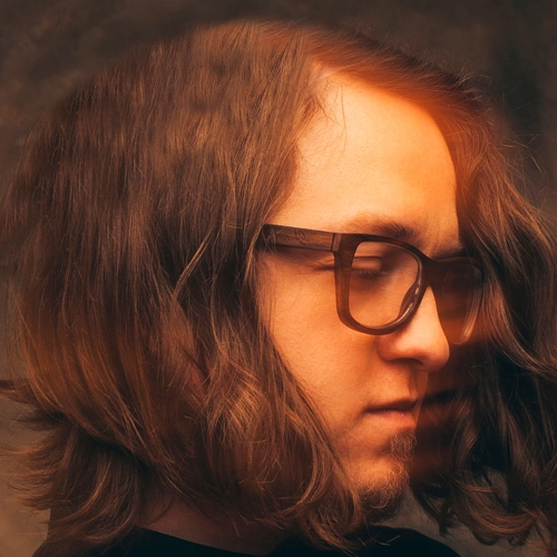 Денис Дубовик