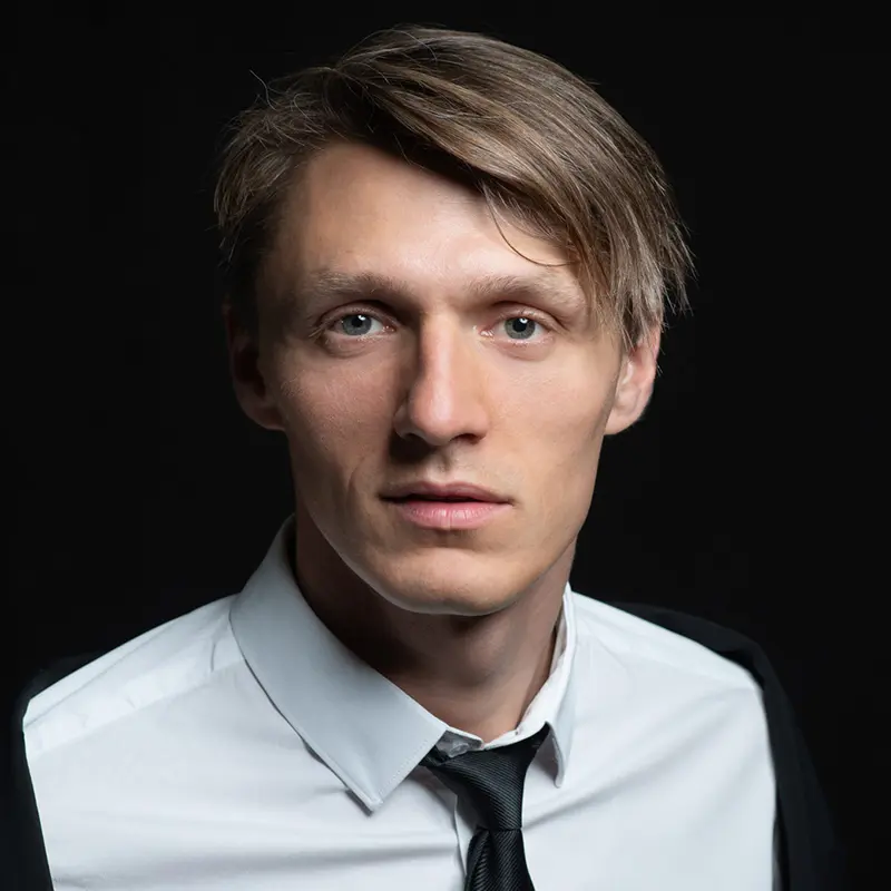 Алексей Варущенко