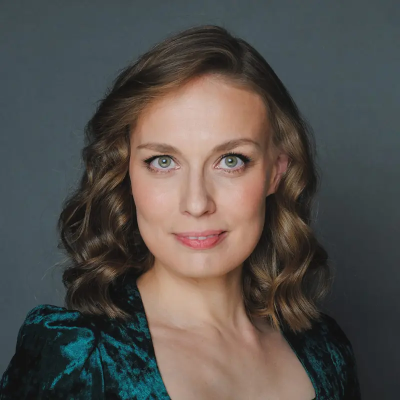 Анна Молчанова