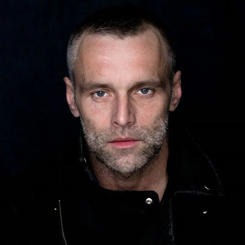Дмитрий Лавров