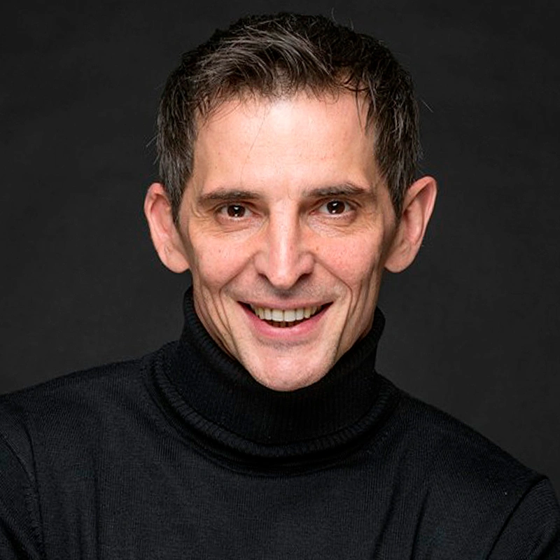 Максим Дахненко