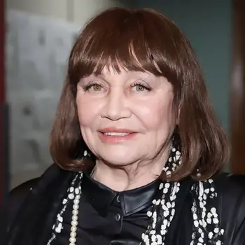 Лариса Лужина