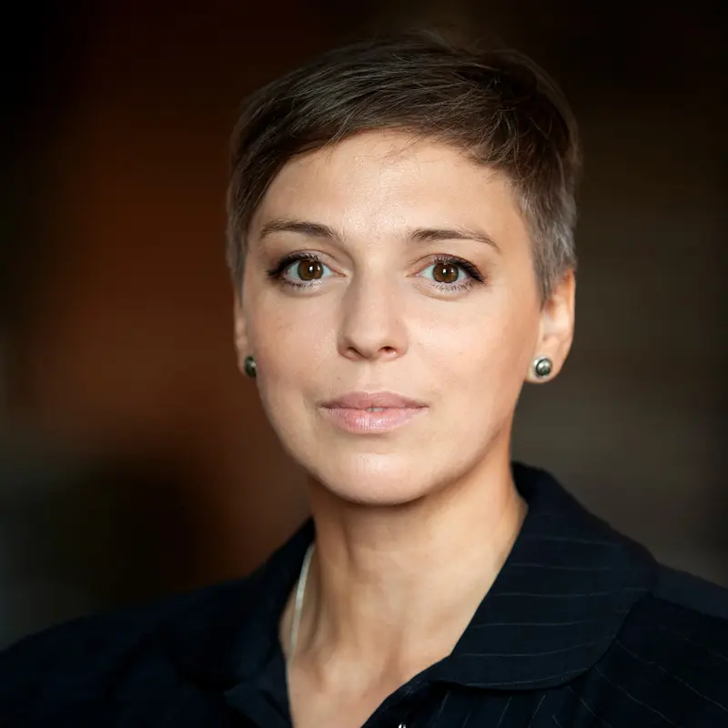 Нелли Уварова