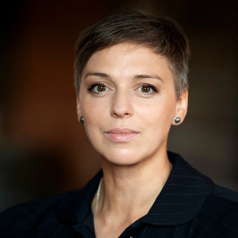 Нелли Уварова