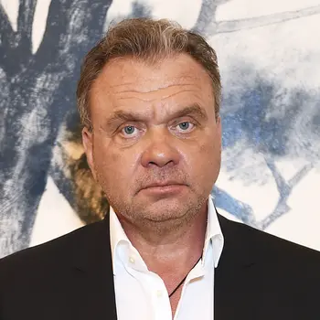 Игорь Мишин