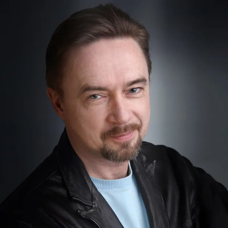 Дмитрий Комов