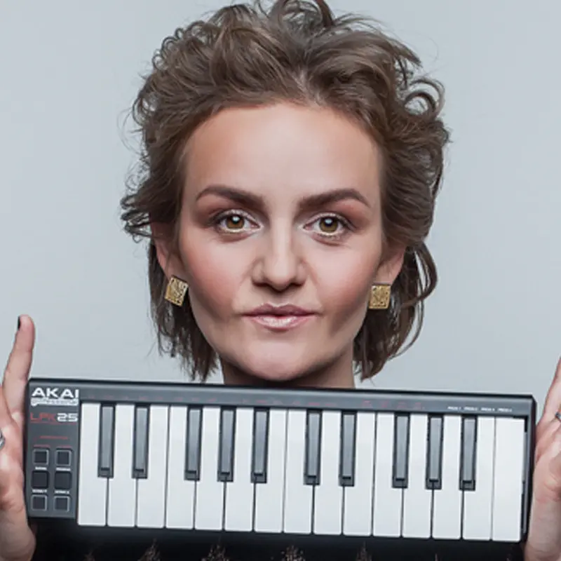 Лина Герц