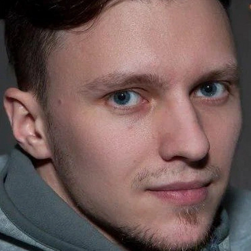 Антон Полковников