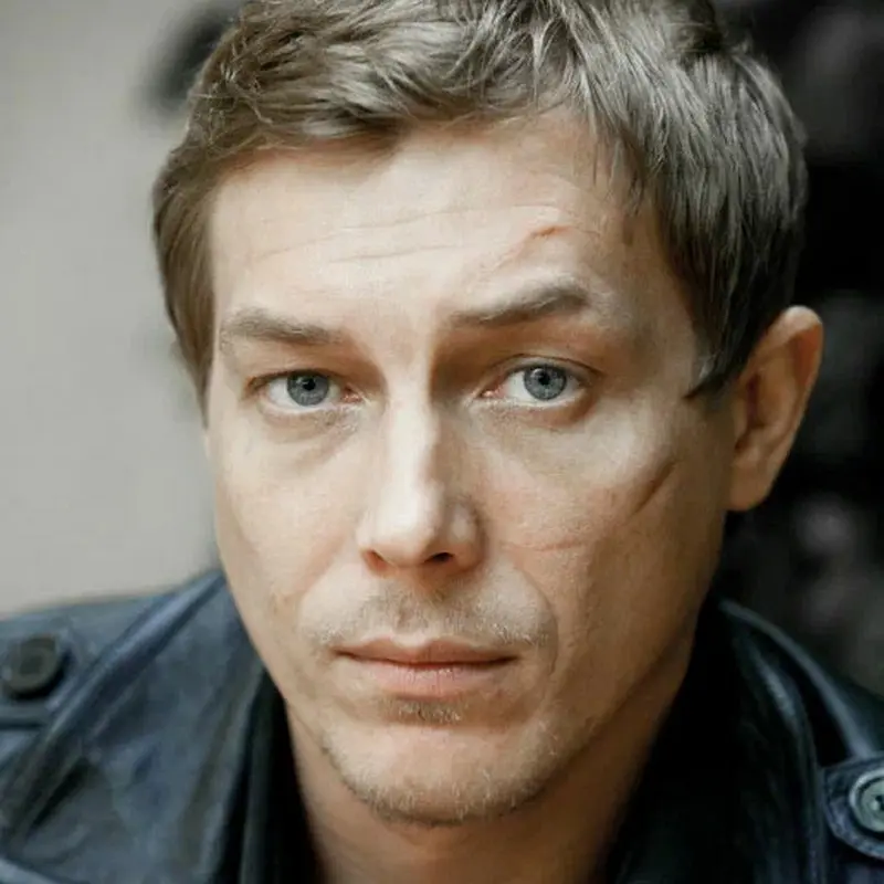 Александр Бухаров