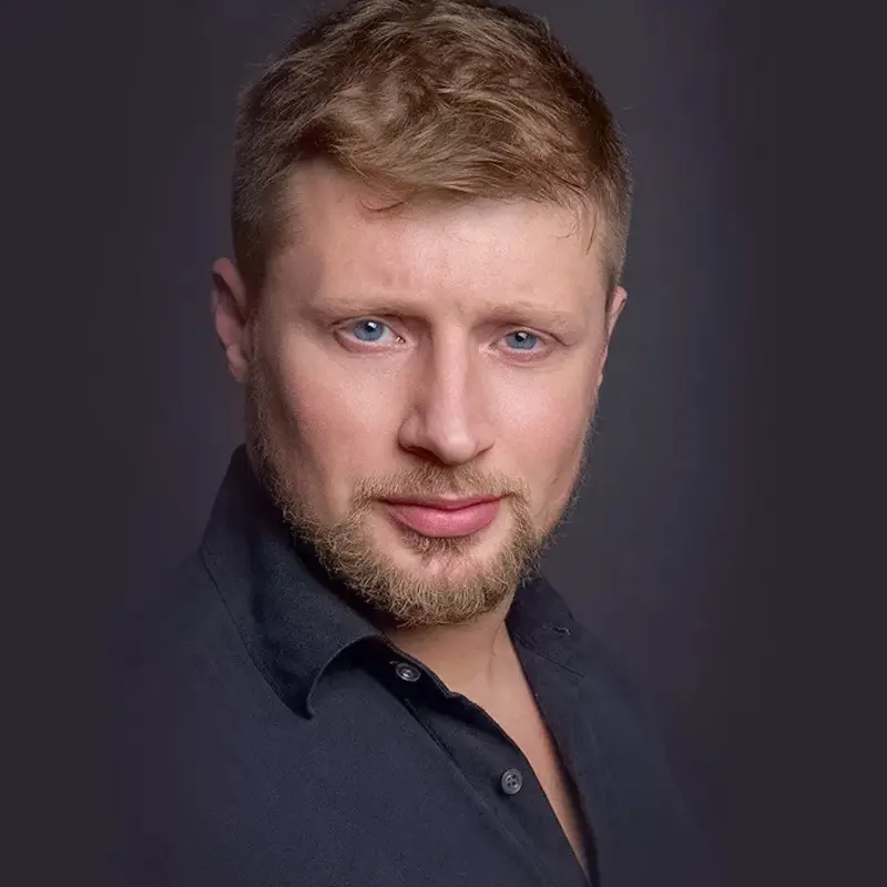 Михаил Дементьев