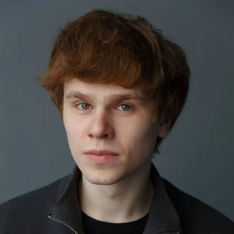 Павел Маслаков