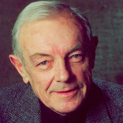 Кирилл Лавров