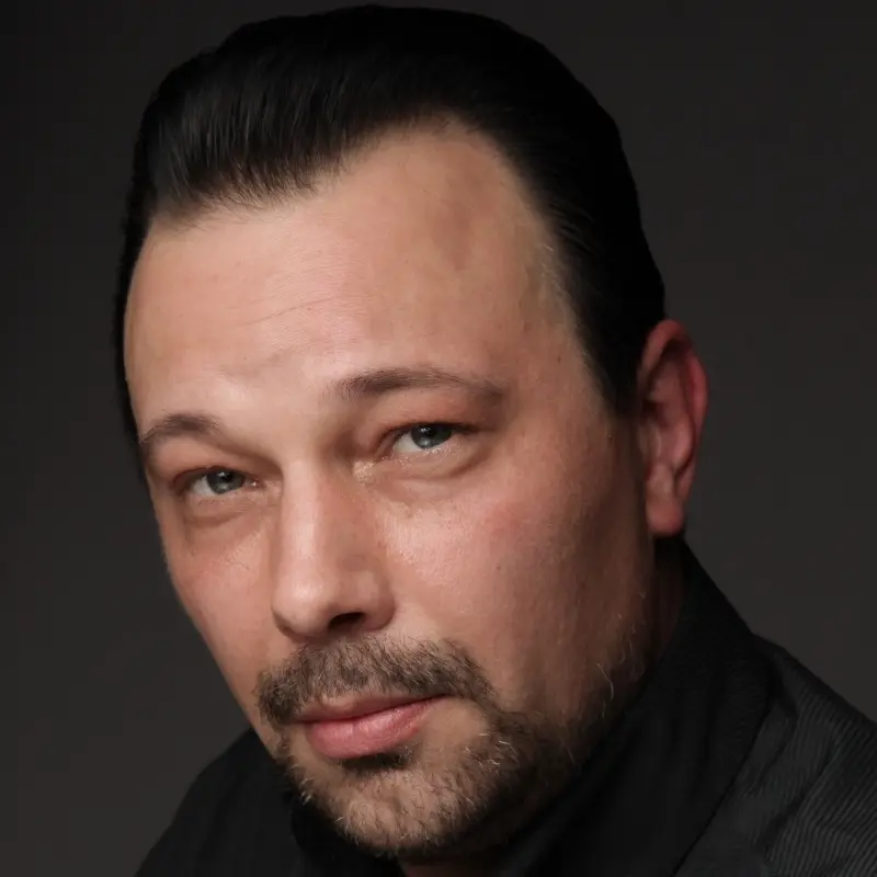 Дмитрий Сафронов