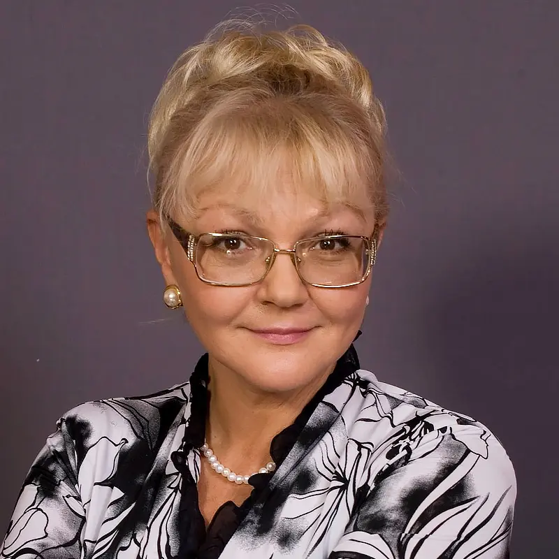 Марина Дюжева