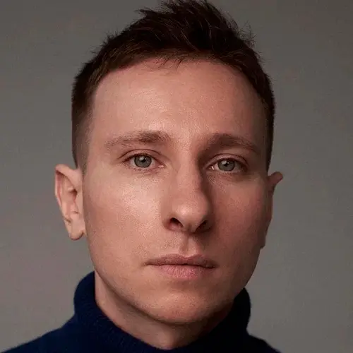 Александр Тарасов