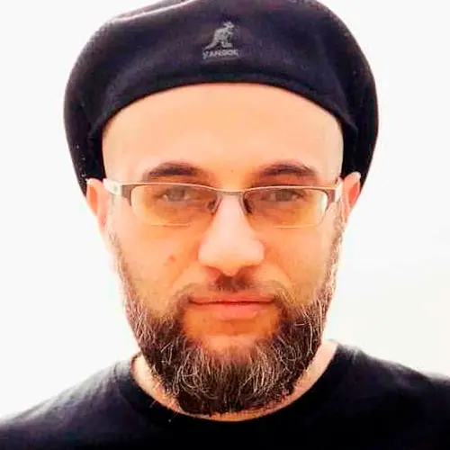 Манук Казарян