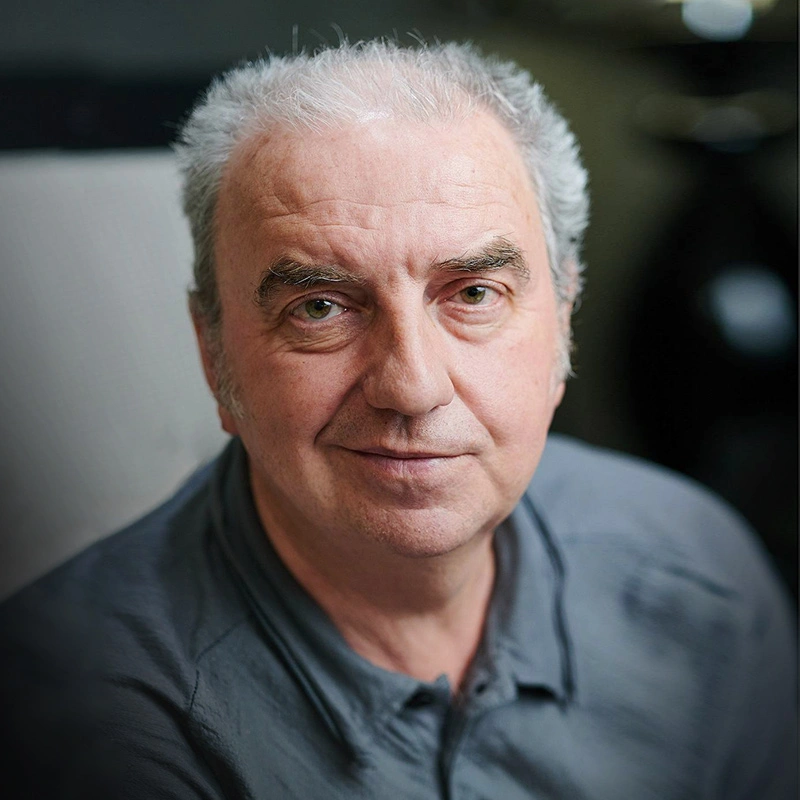 Владимир Шахрин