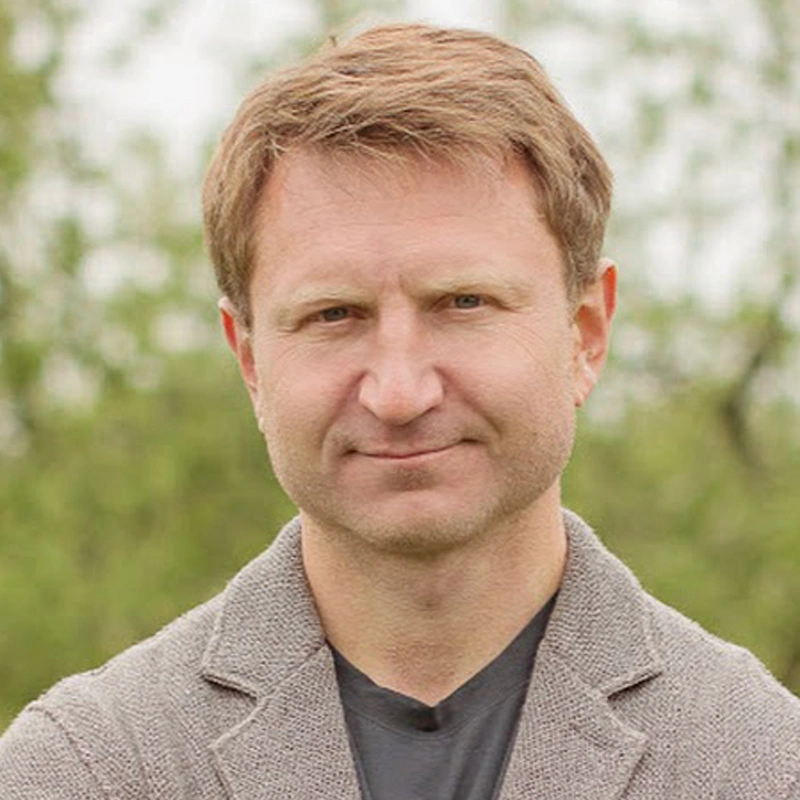 Владимир Левченко