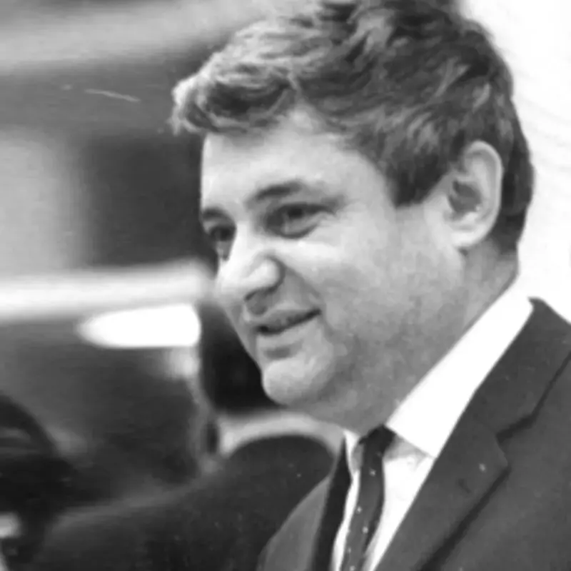 Михаил Зив