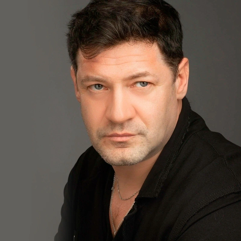 Роман Печерский