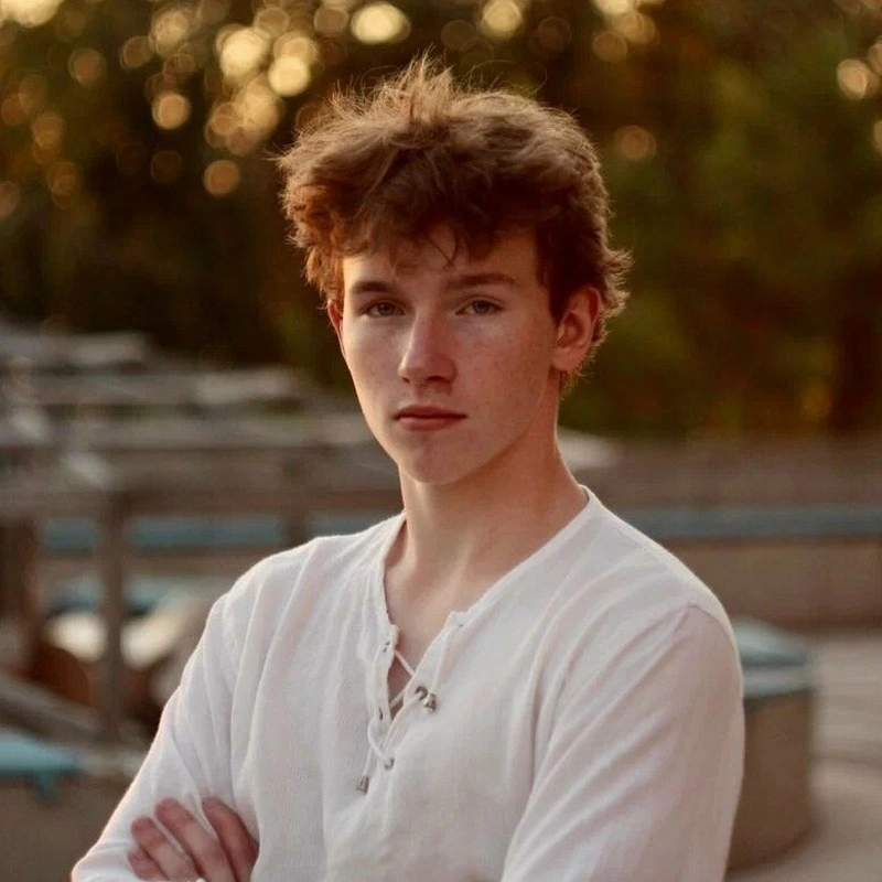 Алексей Белогорцев