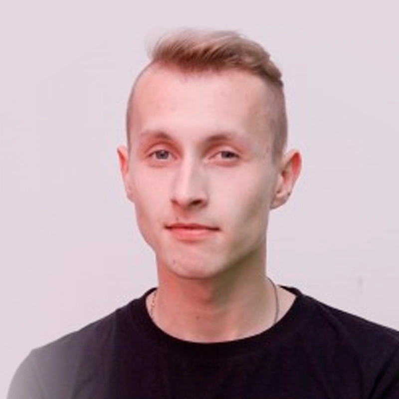 Роман Колотухин