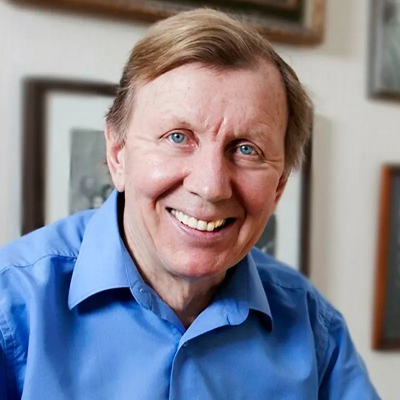 Юрий Чернов