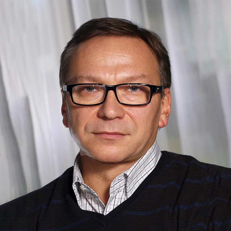 Игорь Угольников