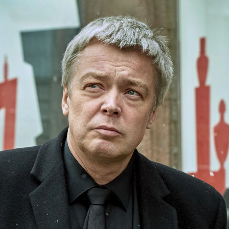 Александр Стриженов