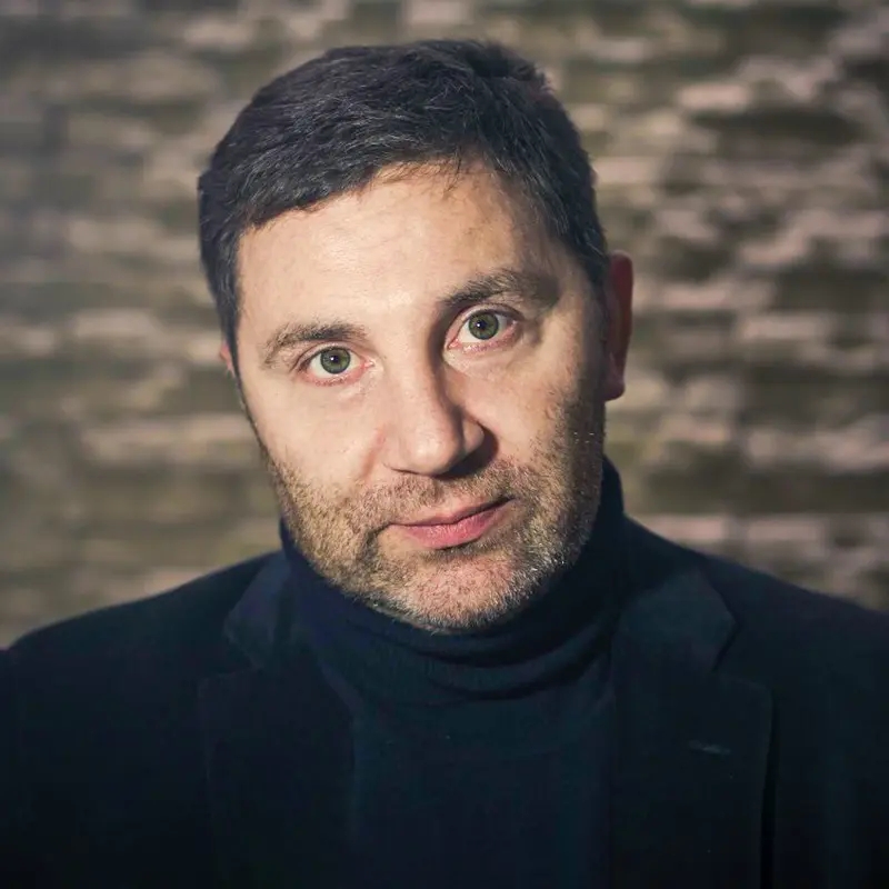 Константин Буслов