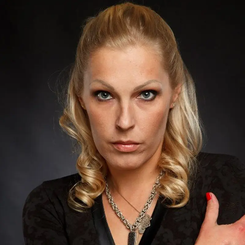 Елена Ясевич