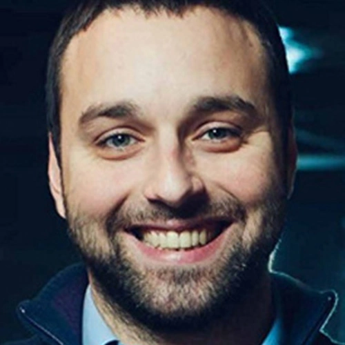 Максим Аджави