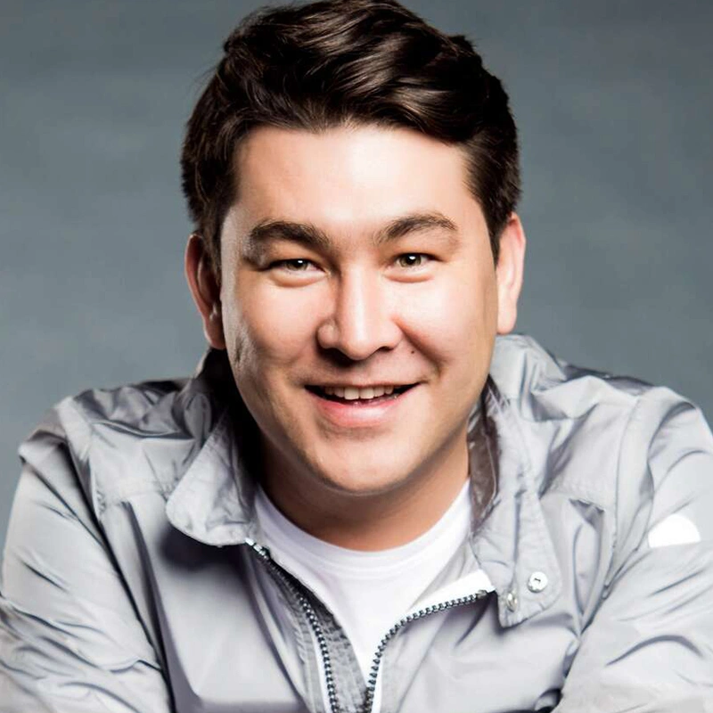 Азамат Мусагалиев