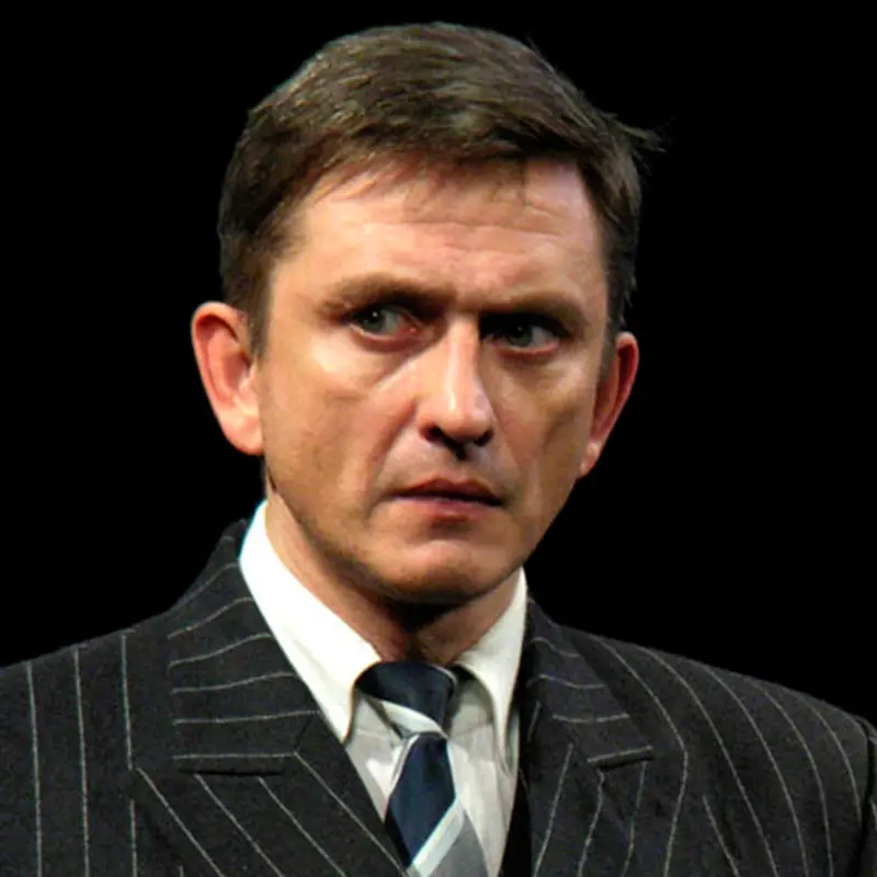 Анатолий Петров