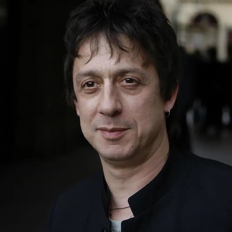 Эрик Серра