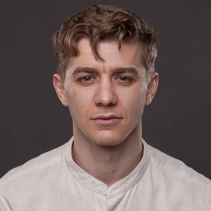 Денис Денисов