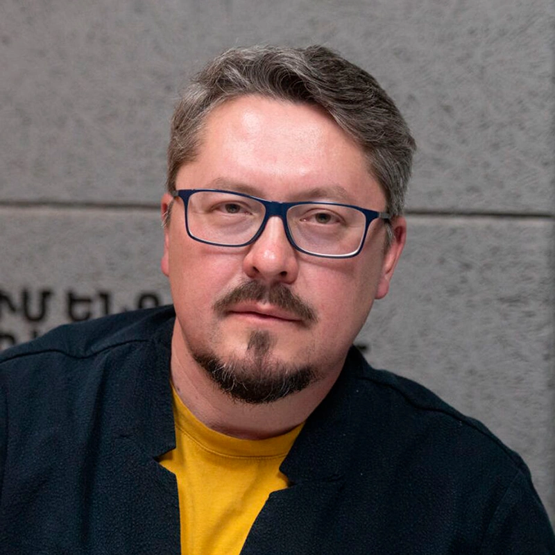 Павел Селин